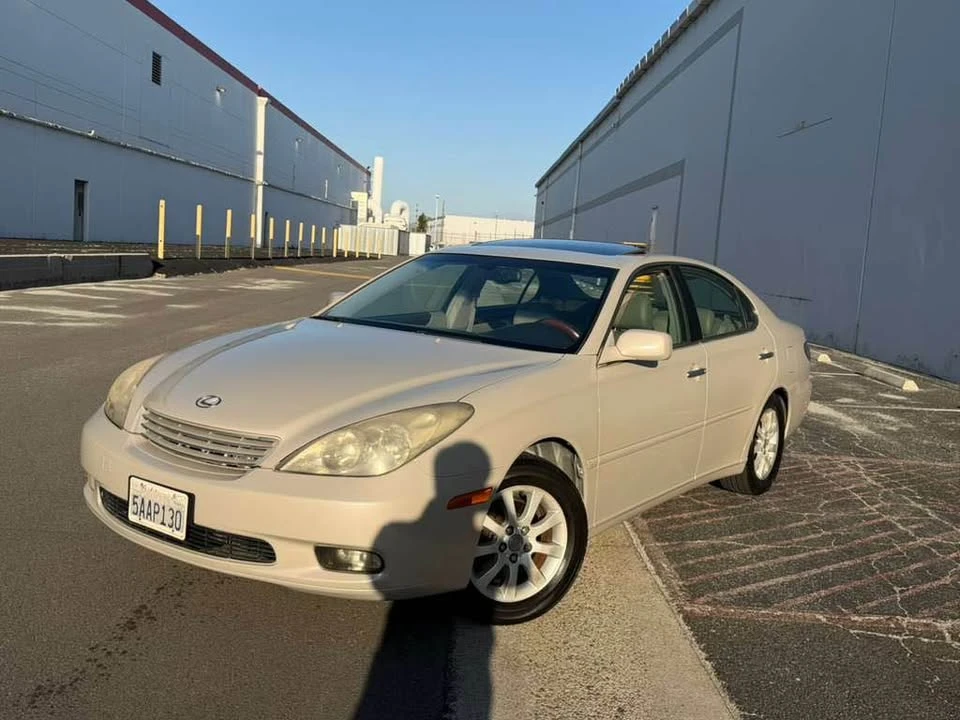 2003 Lexus ES 4th Gen - Image 14 of 15