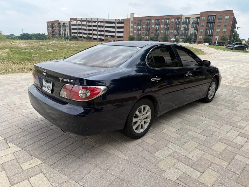 2003 Lexus ES 4th Gen - Image 6 of 12