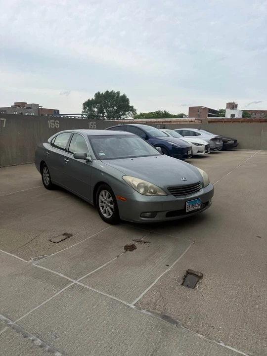 2003 Lexus ES 4th Gen - Image 4 of 6