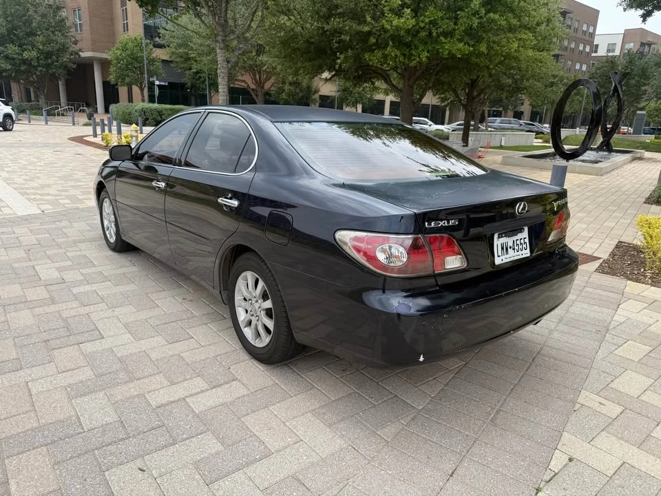 2003 Lexus ES 4th Gen - Image 4 of 12