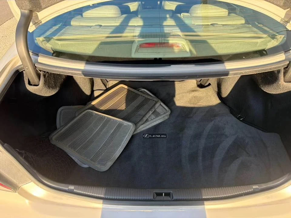 2003 Lexus ES 4th Gen - Image 8 of 15