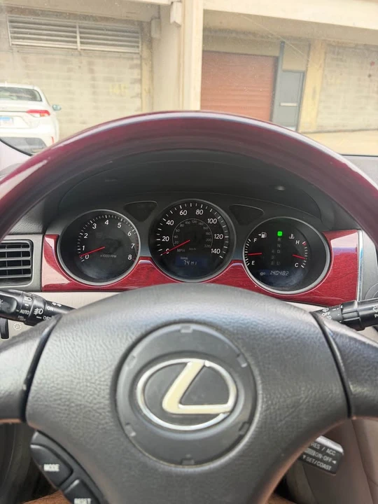 2003 Lexus ES 4th Gen - Image 5 of 6