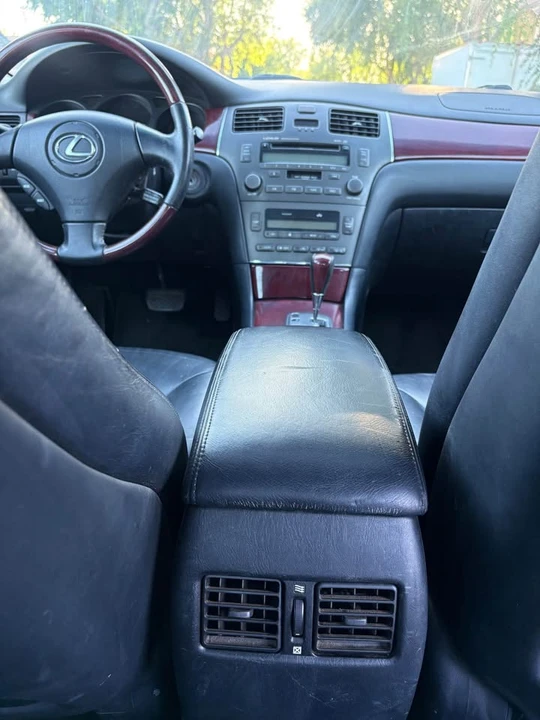 2003 Lexus ES 4th Gen - Image 8 of 8