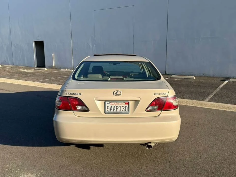 2003 Lexus ES 4th Gen - Image 5 of 15