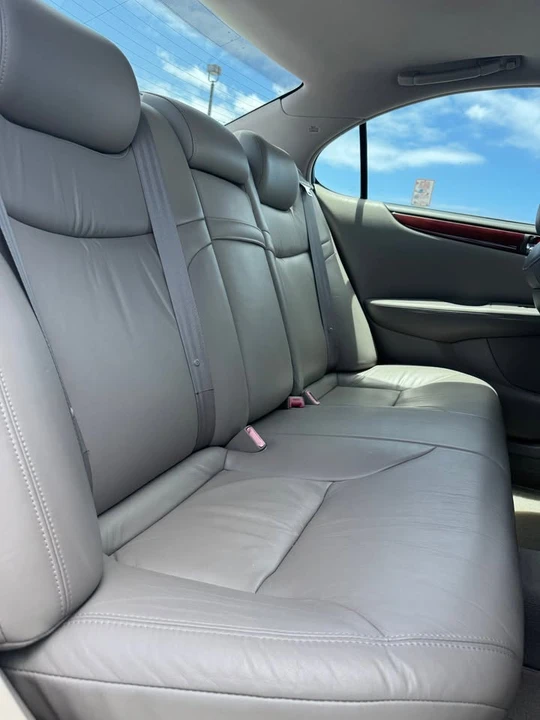 2003 Lexus ES 4th Gen - Image 15 of 18