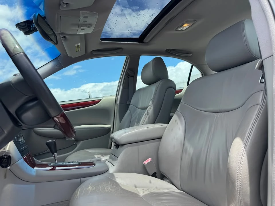 2003 Lexus ES 4th Gen - Image 12 of 18
