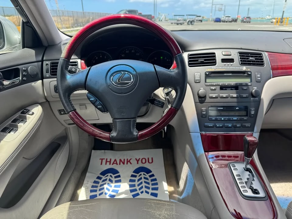 2003 Lexus ES 4th Gen - Image 14 of 18