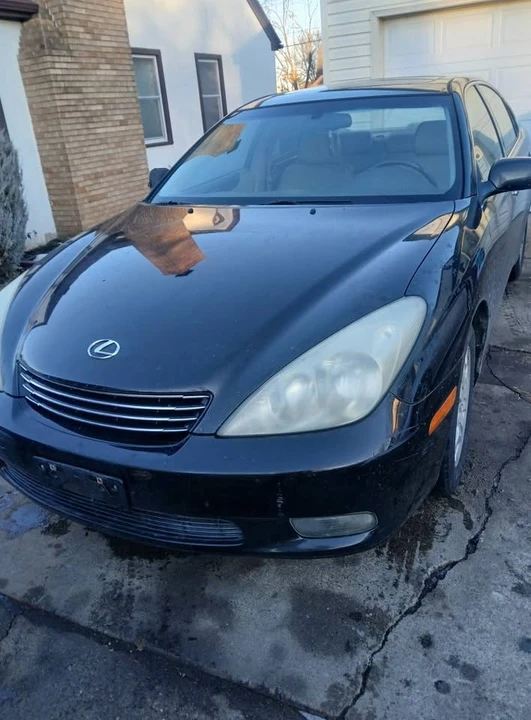 2003 Lexus ES 3rd Gen - Image 15 of 19