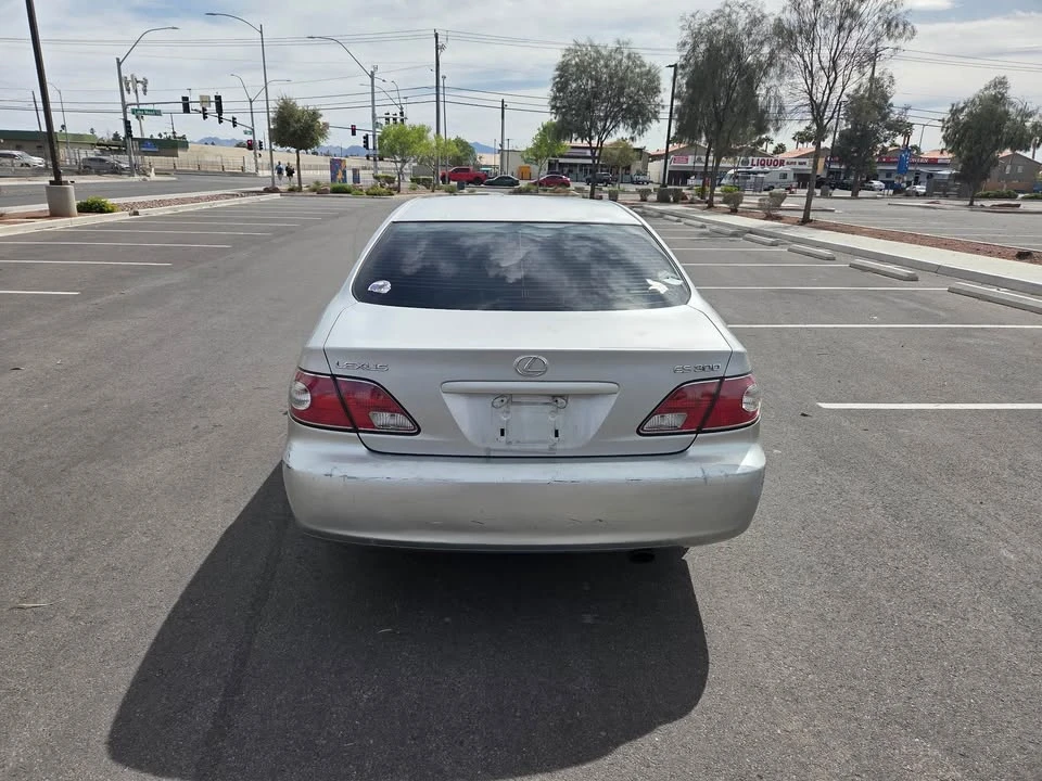 2003 Lexus ES 4th Gen - Image 3 of 9