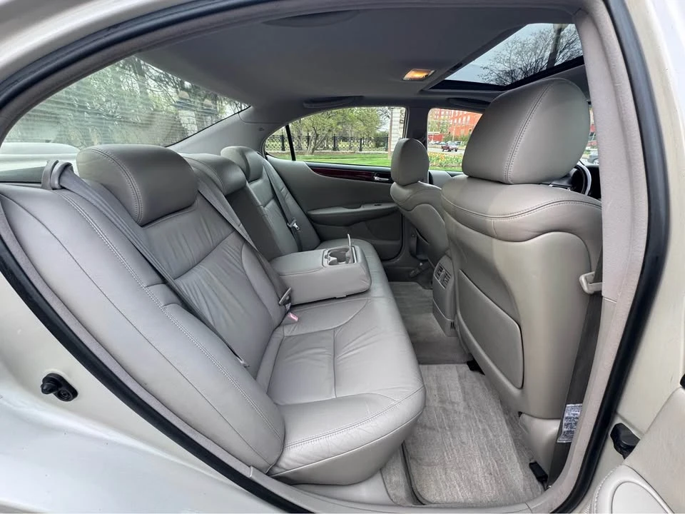 2003 Lexus ES 4th Gen - Image 14 of 16