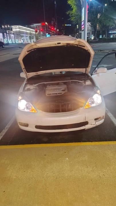 2003 Lexus ES 4th Gen - Image 2 of 18