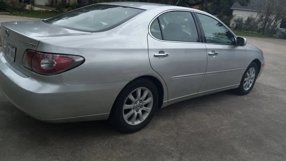 2003 Lexus ES 4th Gen - Image 5 of 8