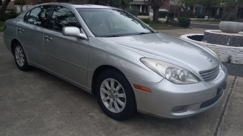 2003 Lexus ES 4th Gen - Image 4 of 8