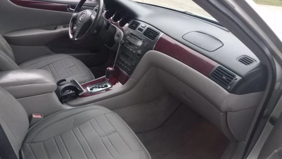 2003 Lexus ES 4th Gen - Image 8 of 8