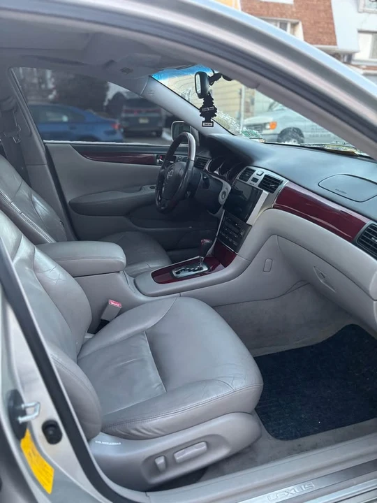 2003 Lexus ES 4th Gen - Image 5 of 7