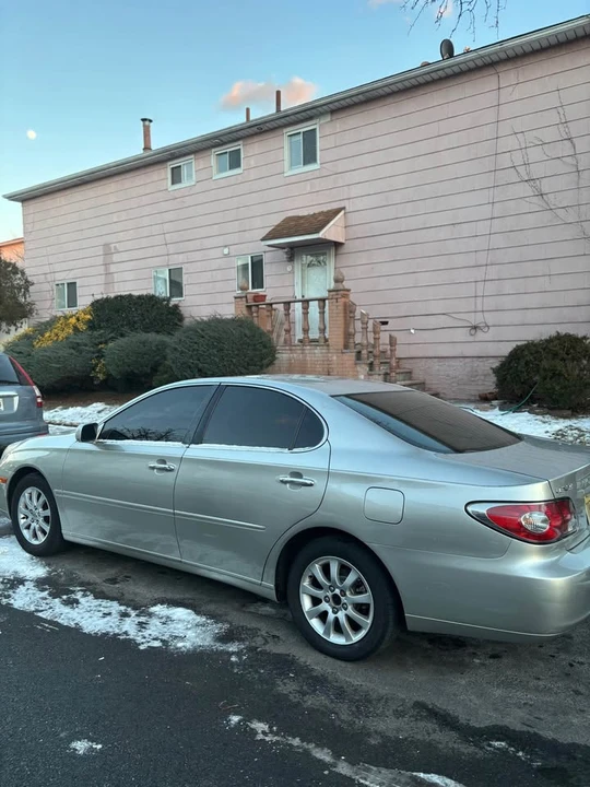 2003 Lexus ES 4th Gen - Image 2 of 7