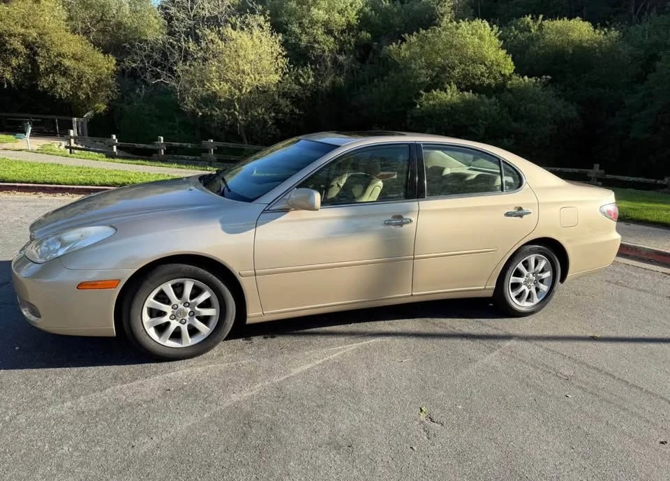 2003 Lexus ES 4th Gen - Image 7 of 11