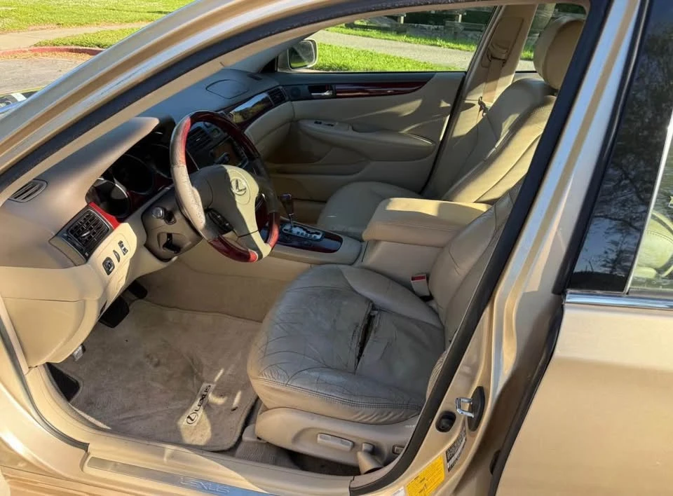 2003 Lexus ES 4th Gen - Image 9 of 11