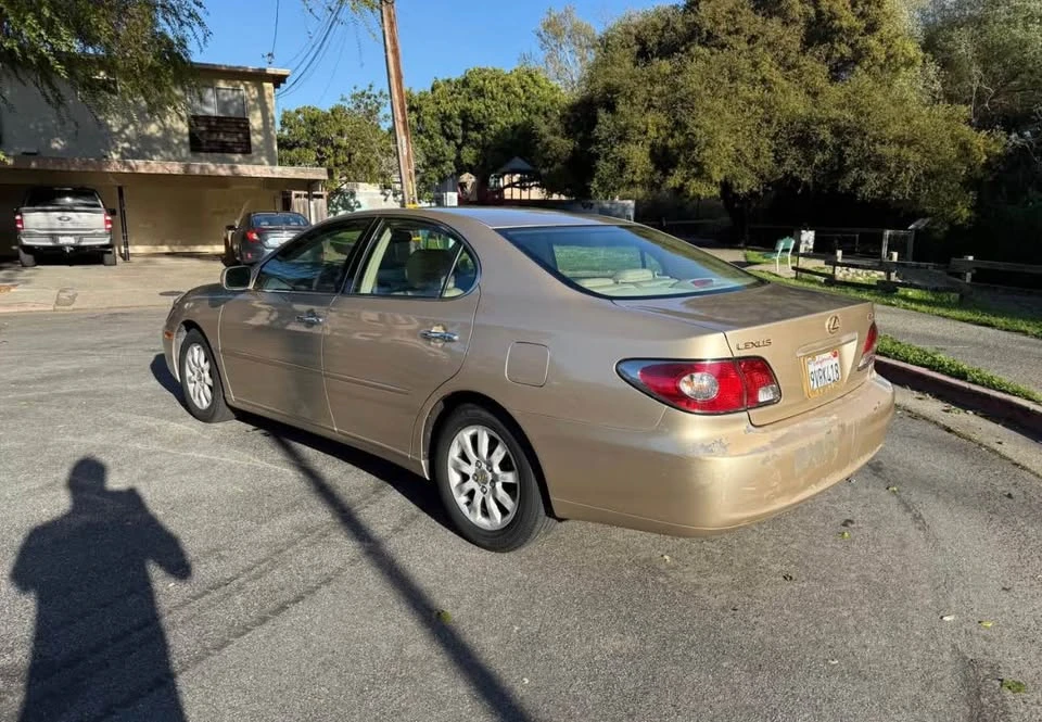 2003 Lexus ES 4th Gen - Image 5 of 11