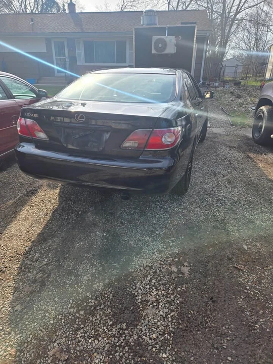 2003 Lexus ES 4th Gen - Image 4 of 12