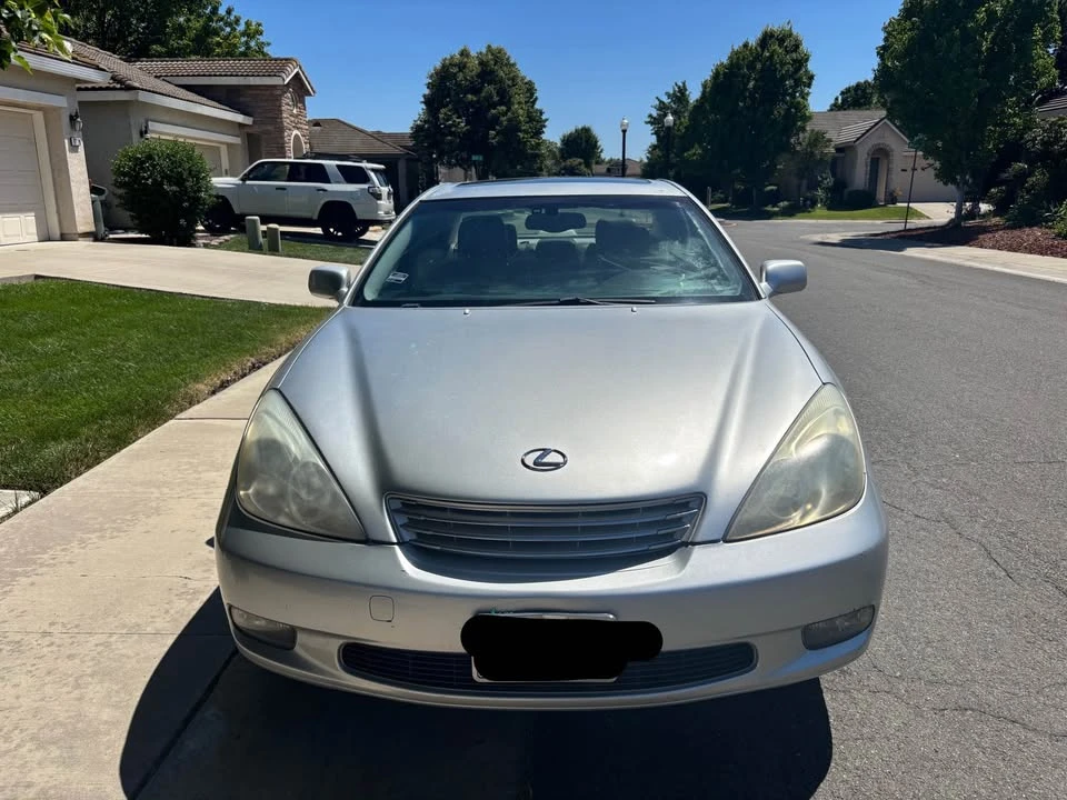 2003 Lexus ES 4th Gen - Image 3 of 9