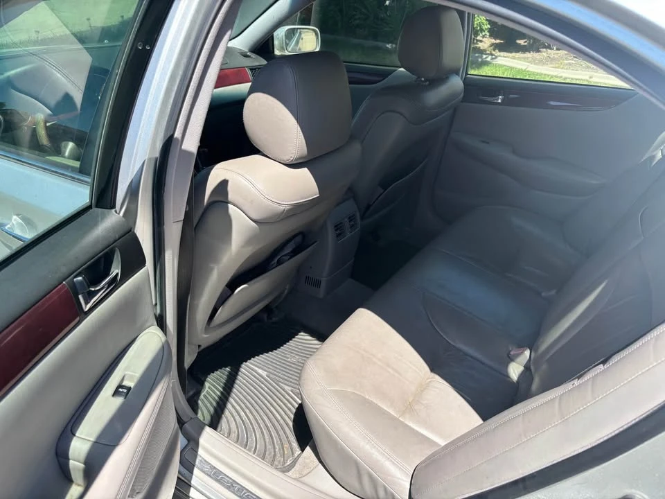 2003 Lexus ES 4th Gen - Image 8 of 9