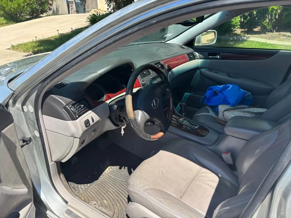 2003 Lexus ES 4th Gen - Image 9 of 9