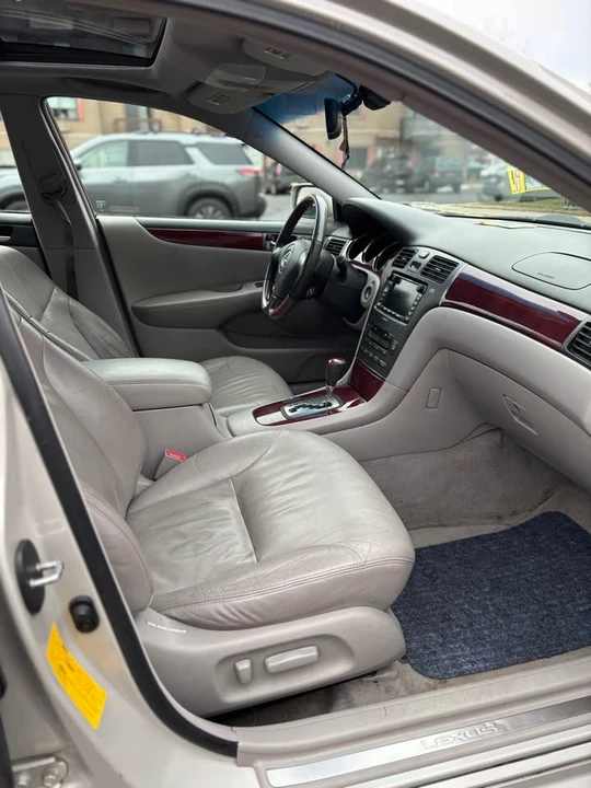 2003 Lexus ES 4th Gen - Image 5 of 6