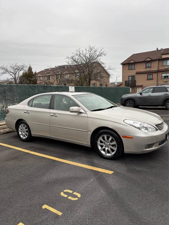 2003 Lexus ES 4th Gen - Image 4 of 6