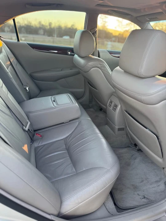 2003 Lexus ES 4th Gen - Image 10 of 15