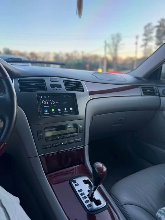 2003 Lexus ES 4th Gen - Image 8 of 15