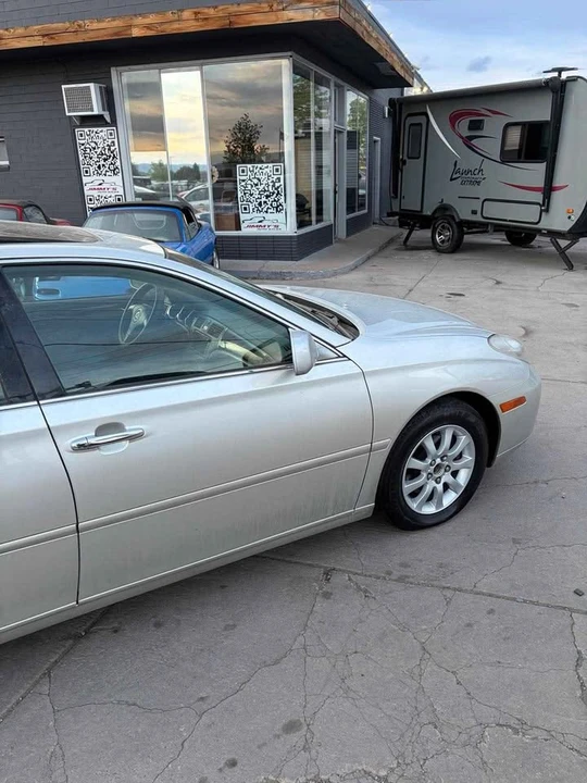 2003 Lexus ES 4th Gen - Image 5 of 17
