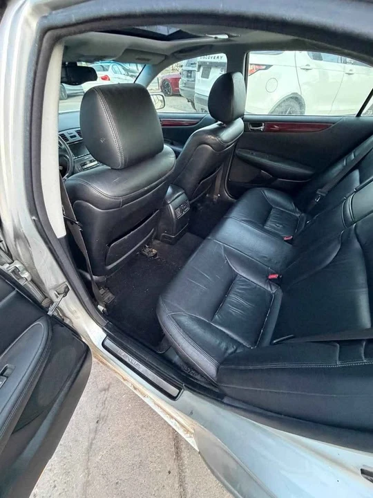2003 Lexus ES 4th Gen - Image 15 of 17