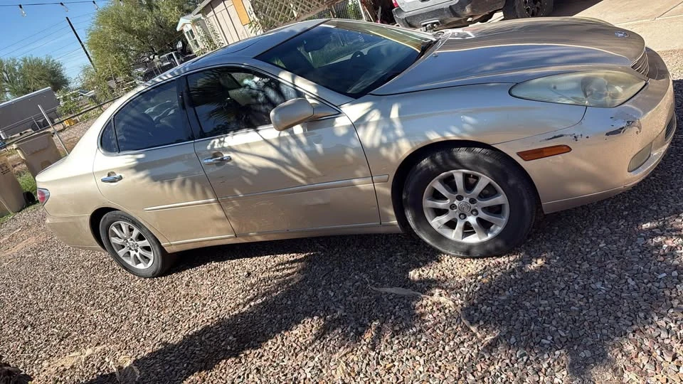 2003 Lexus ES 4th Gen - Image 3 of 8