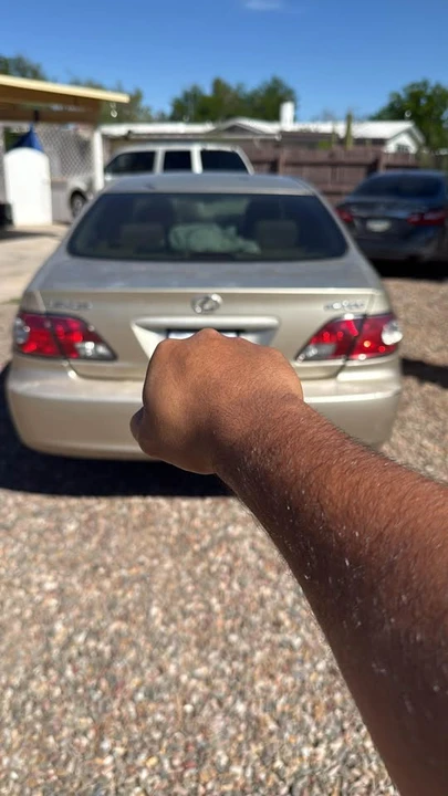 2003 Lexus ES 4th Gen - Image 2 of 8