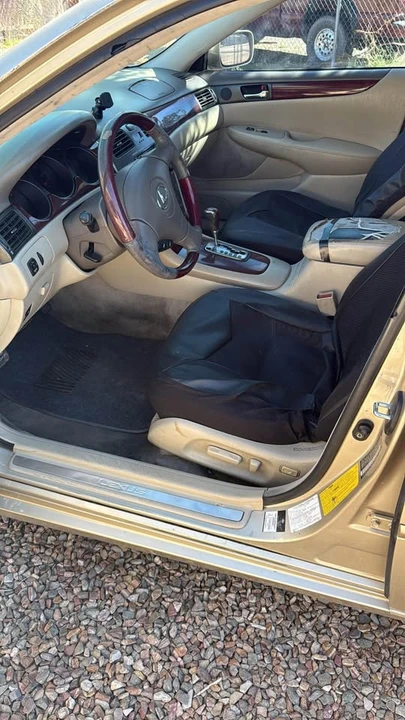 2003 Lexus ES 4th Gen - Image 6 of 8