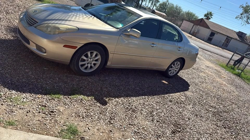 2003 Lexus ES 4th Gen - Image 5 of 8