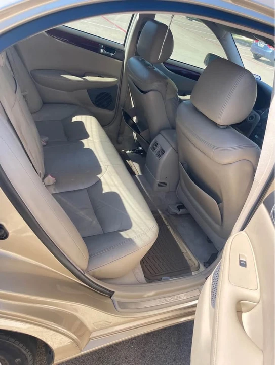 2003 Lexus ES 4th Gen - Image 2 of 3