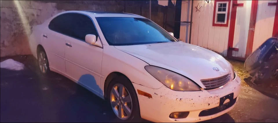 2003 Lexus ES 3rd Gen - Image 2 of 2