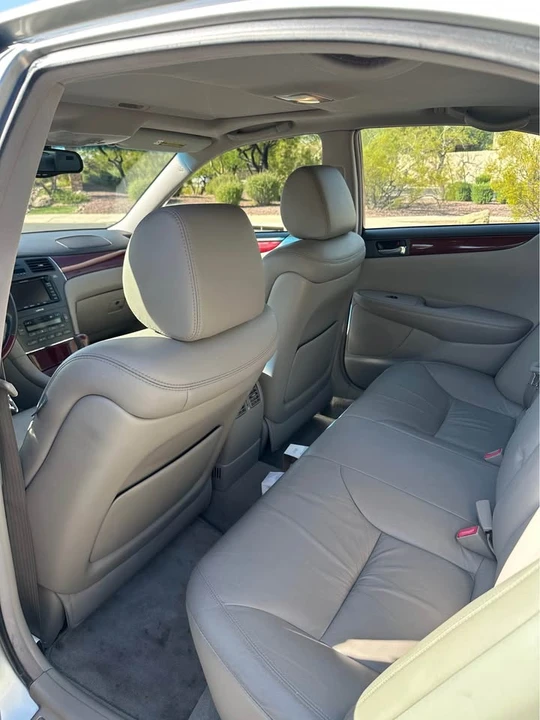 2003 Lexus ES 4th Gen - Image 13 of 19