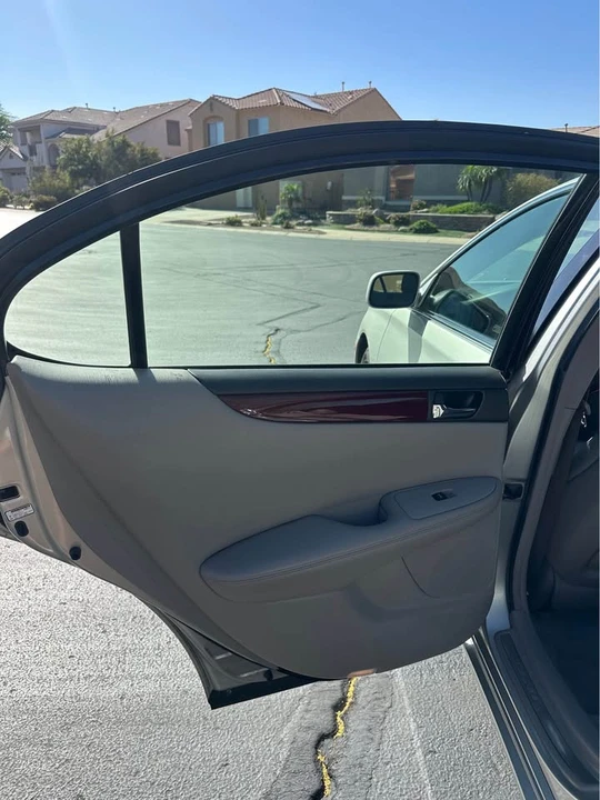 2003 Lexus ES 4th Gen - Image 11 of 19