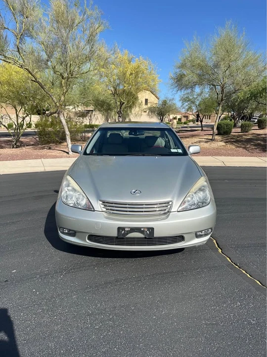 2003 Lexus ES 4th Gen - Image 2 of 19