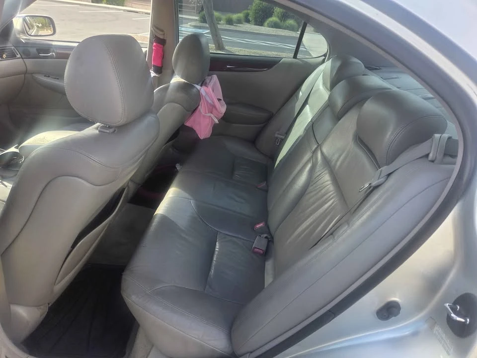 2003 Lexus ES 4th Gen - Image 5 of 8