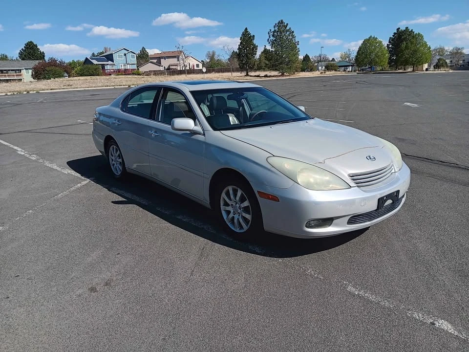 2003 Lexus ES 4th Gen - Image 2 of 11