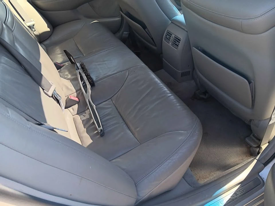 2003 Lexus ES 4th Gen - Image 9 of 11