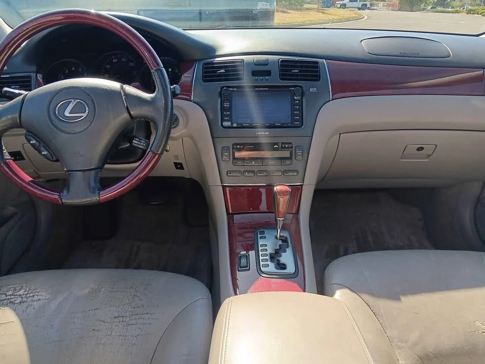 2003 Lexus ES 4th Gen - Image 11 of 11