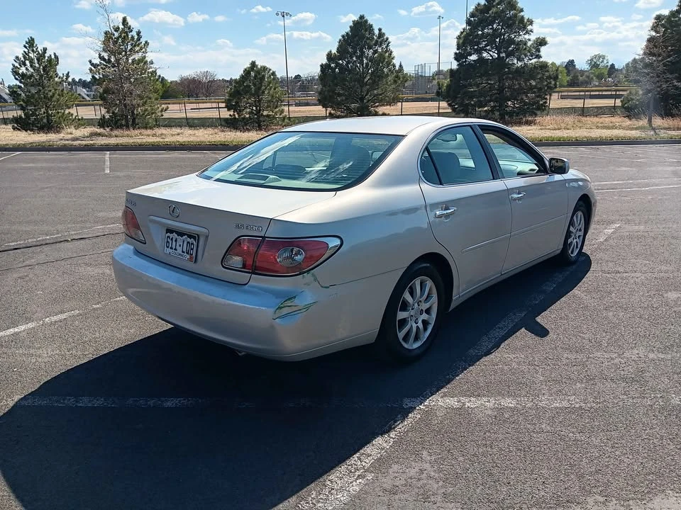 2003 Lexus ES 4th Gen - Image 3 of 11