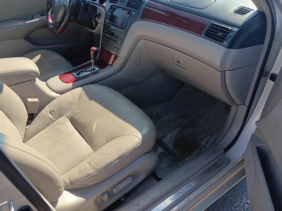 2003 Lexus ES 4th Gen - Image 8 of 11