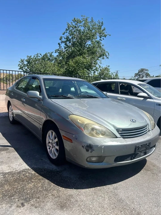 2003 Lexus ES 4th Gen - Image 2 of 6