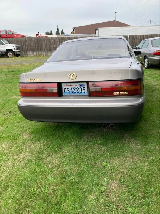 2003 Lexus ES 4th Gen - Image 4 of 7
